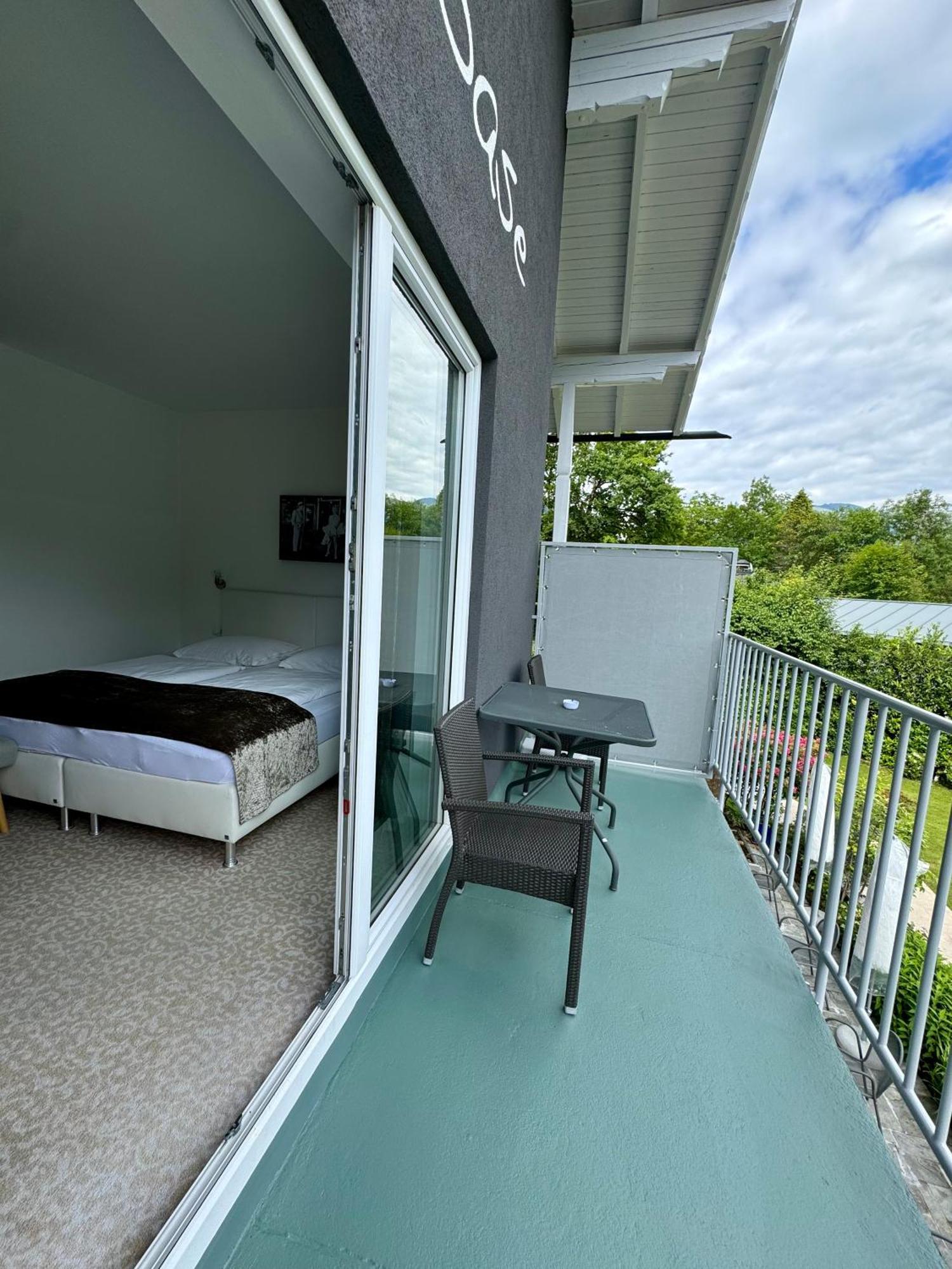 Boutique Hotel Oase บาดอิสชิล ภายนอก รูปภาพ